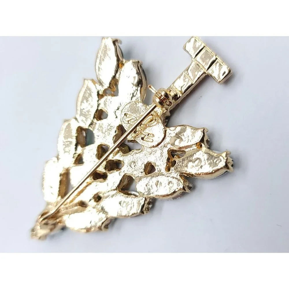 High Quality Signed Large Multi-Color Rhinestone Christmas Tree Brooch (C)